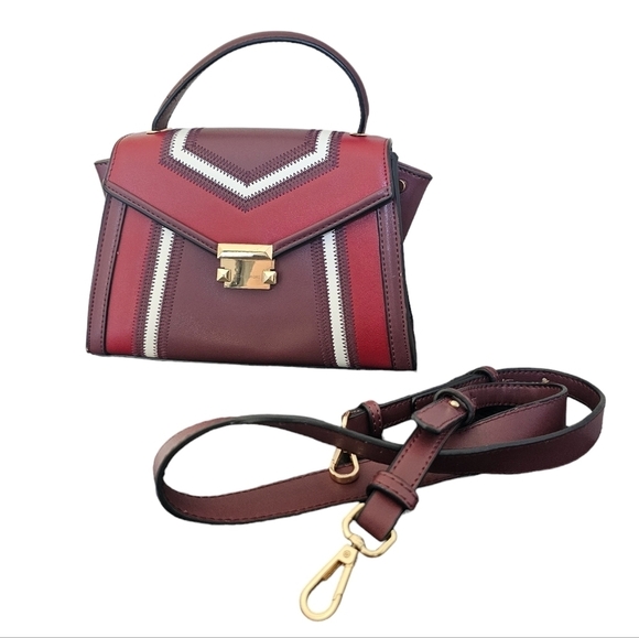 Michael Kors Whitney medium size gold tone hardware bag removable strap burgundy - Picture 3 of 7